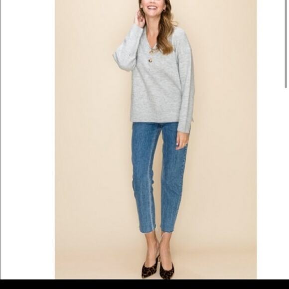 HYFVE Sweaters - HYFVE NWT Buffon Knit Sweater